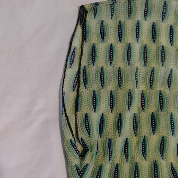 Bisou Bisou womens sleeveless top - Picture 3 of 5